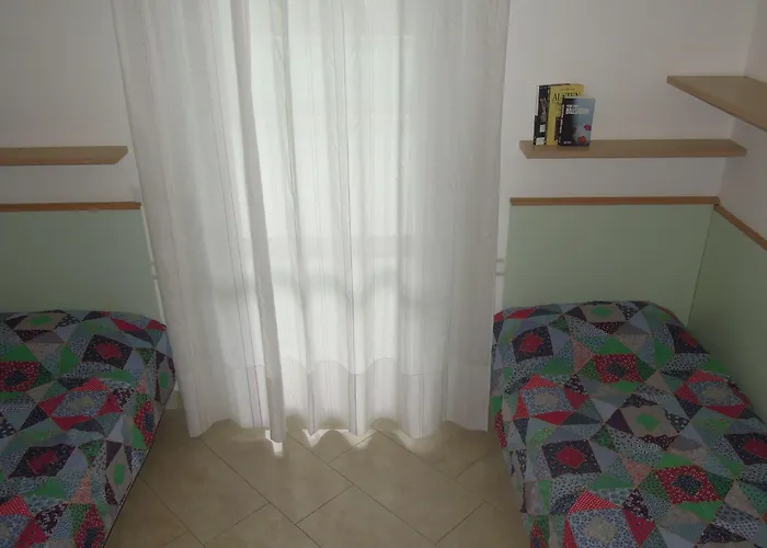 アパート Shedir ビビオーネ